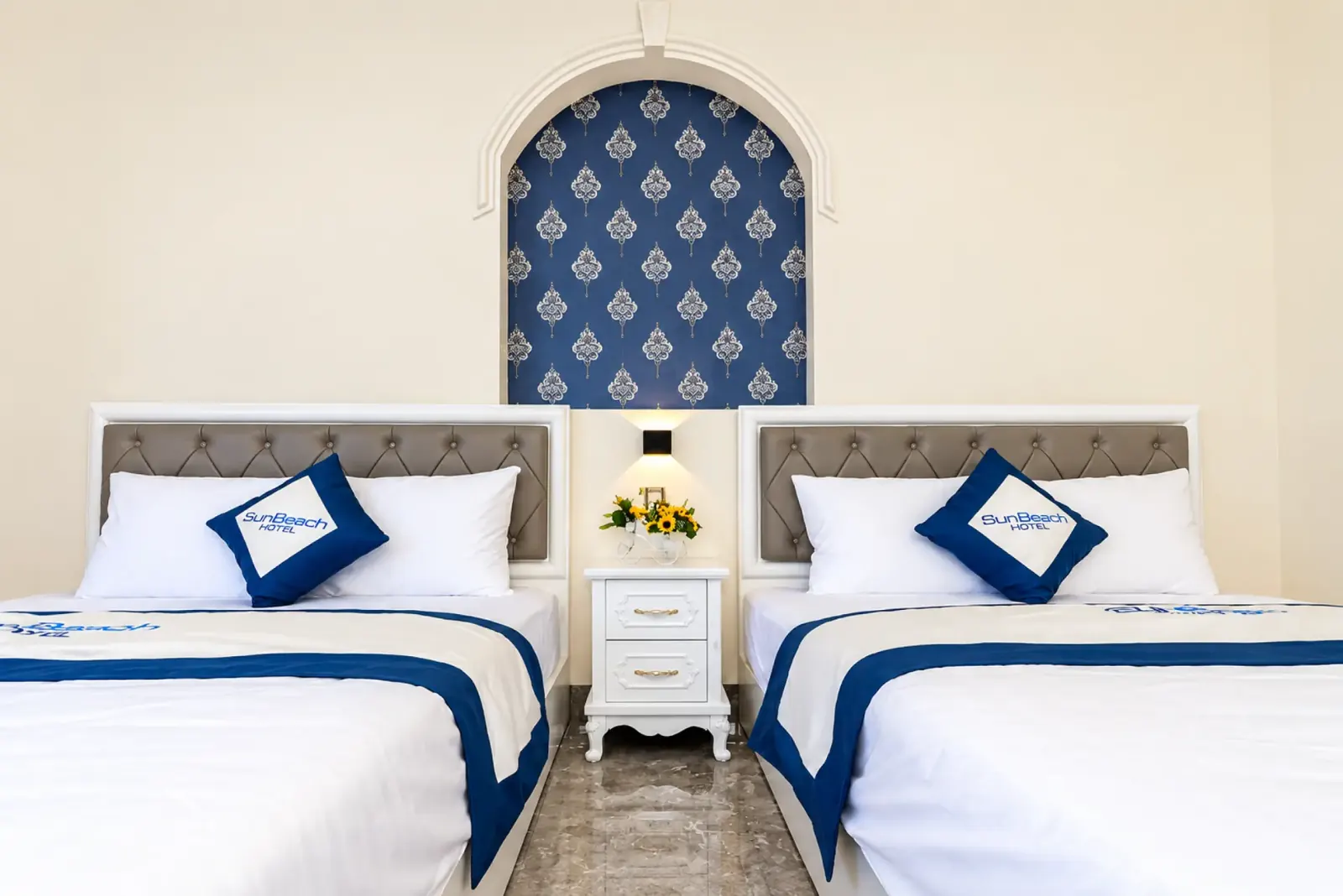 Sun Beach Hotel twin room with two beds